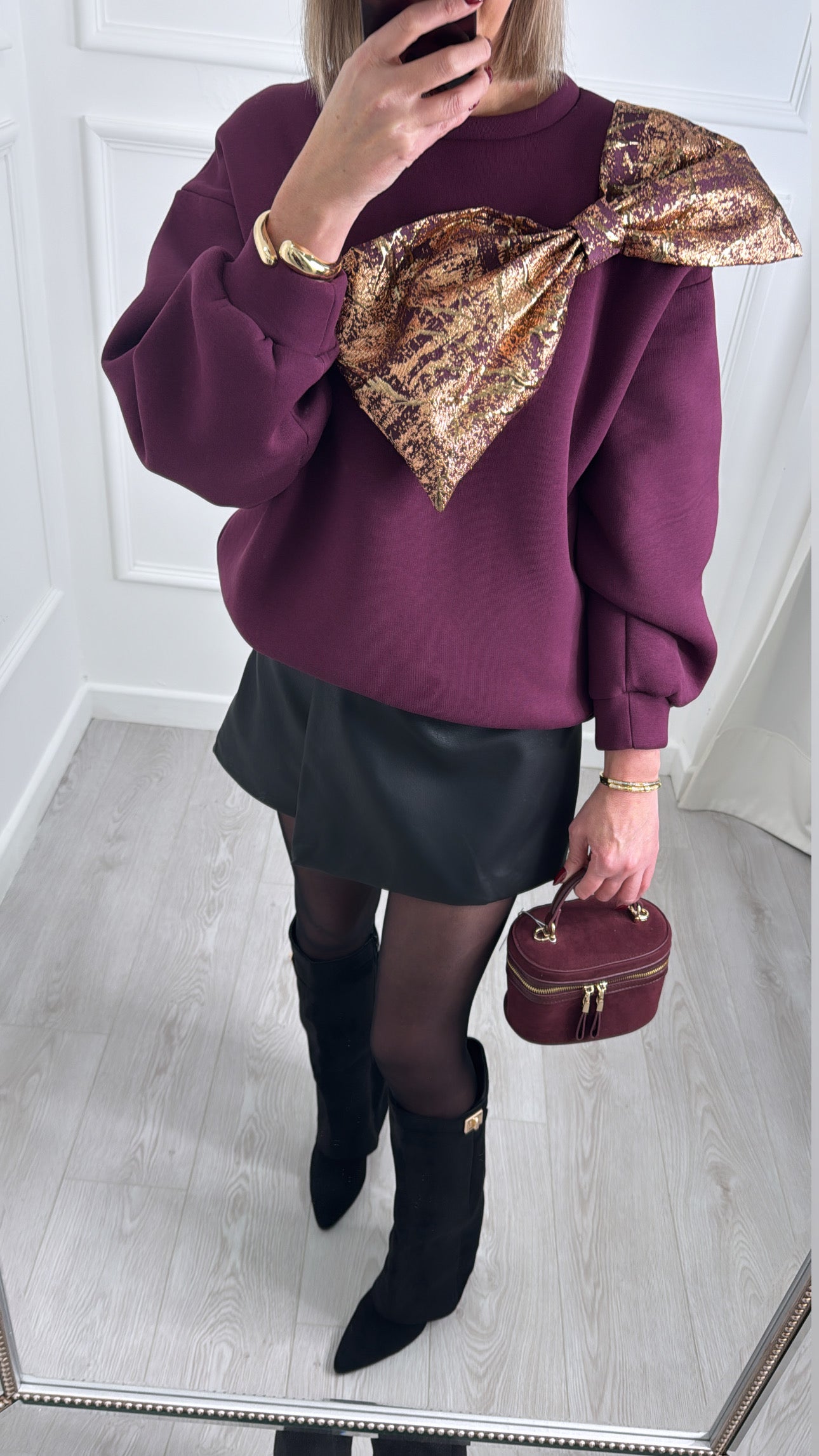 Metallic Bow Plum Sweatshirt